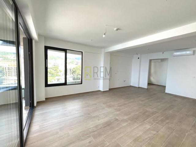 Prodajemo- nov, neuseljiv dvosoban apartman u novogradnji u Rafailovici