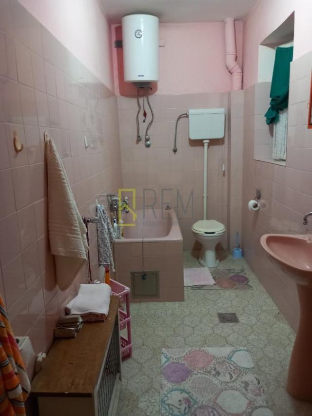 Kuća u Ulcinju, liman
