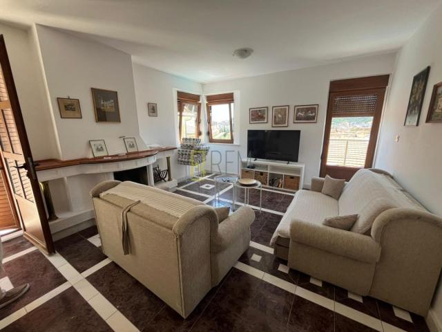 Prodaja - Vila Podkosljun, Budva