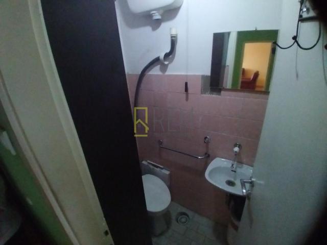 Prodajemo- trosoban stan povrsine 108 m2 na Tuskom putu