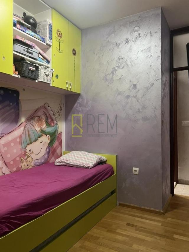 Prodajemo- dvosoban kompletno namjesten 56m2, Pobrezje