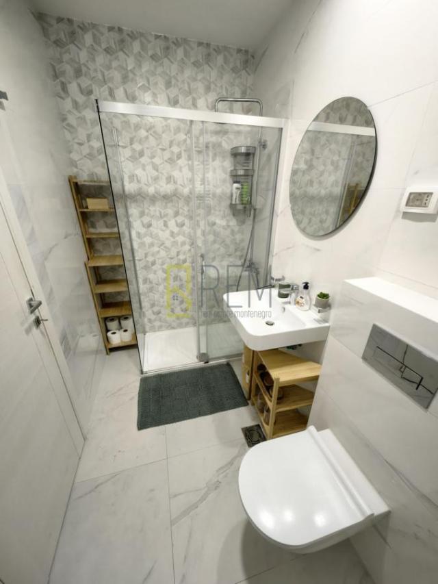 Prodajemo- jednosoban kompletno namješten stan 49m2, 