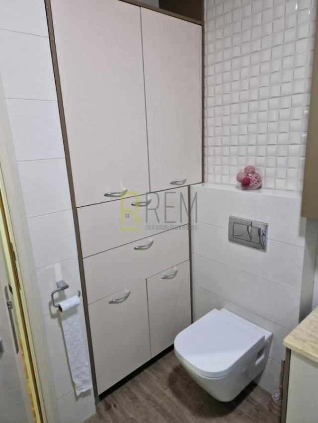 Prodaja- dvosoban stan 67m2, kompletno opremljen- City Kej, Zagoric