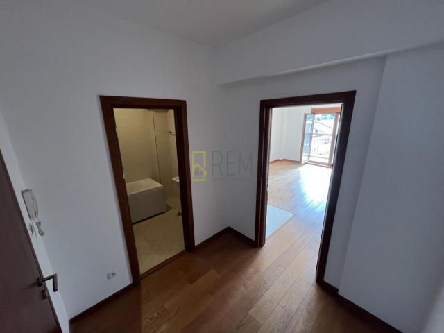 Prodajemo-nova neuseljavana garsonjera 36m2 u Momisicima