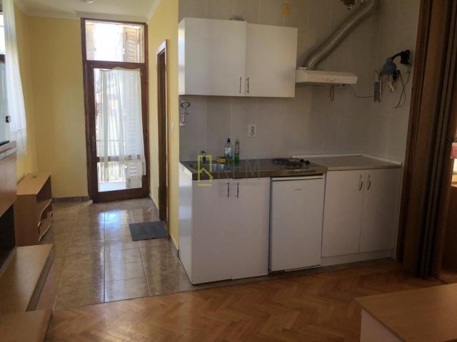 PRODAJA- KUCA, BAR