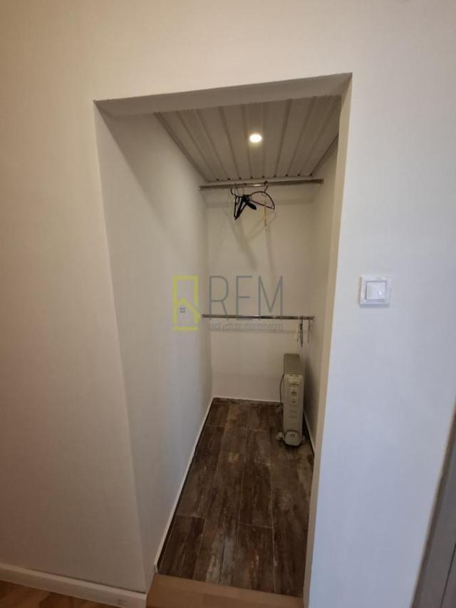 Prodajemo- dvosoban renoviran stan površine 71m² na Zabjelu