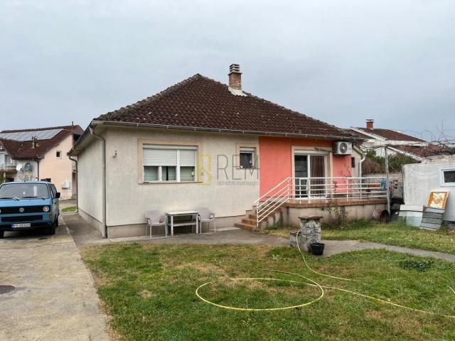 Prodaja – Kuca u Tolosima