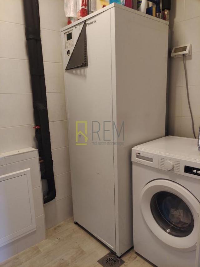 Prodajemo- namješten trosoban stan 101m2, -City Kej. 