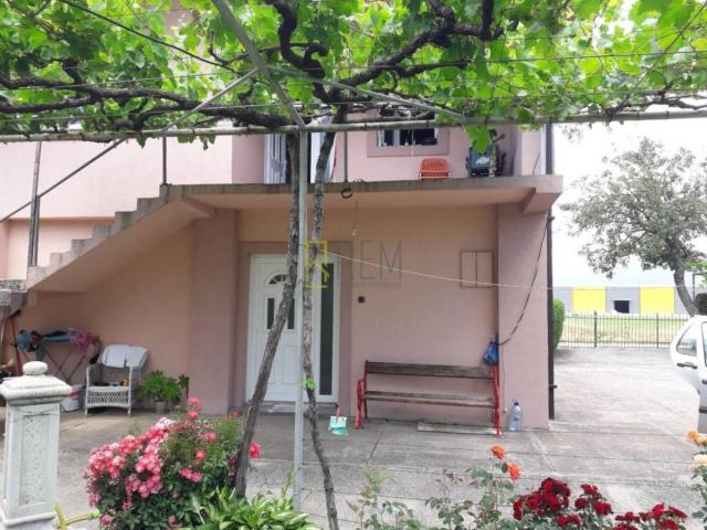 Prodaja-kuća 119m² na imanju od 2.050m², Danilovgrad
