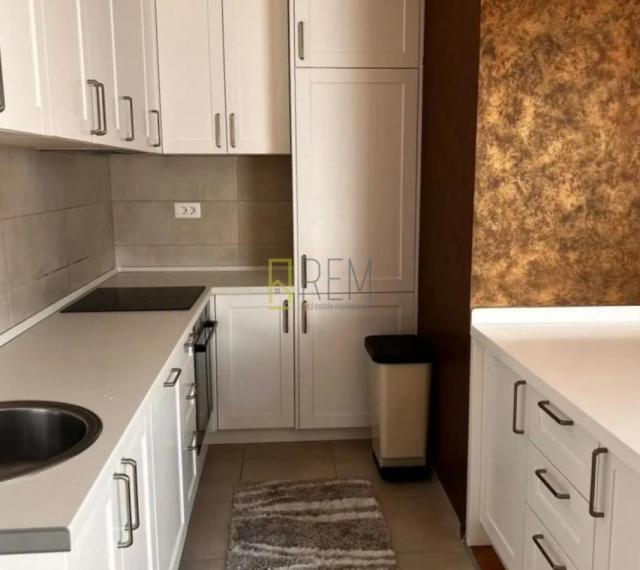 Prodaja- dvosoban dupleks stan povrsine 91m2 pod Ljubovic