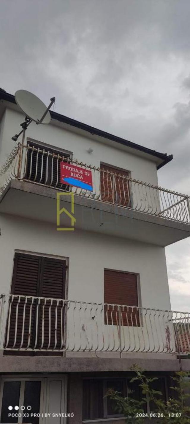 Kuća u Ulcinju, liman