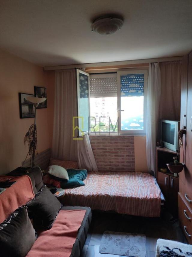 PRODAJA – TROSOBAN STAN U BLIZINI BAZARA, BLOK 5, PODGORICA