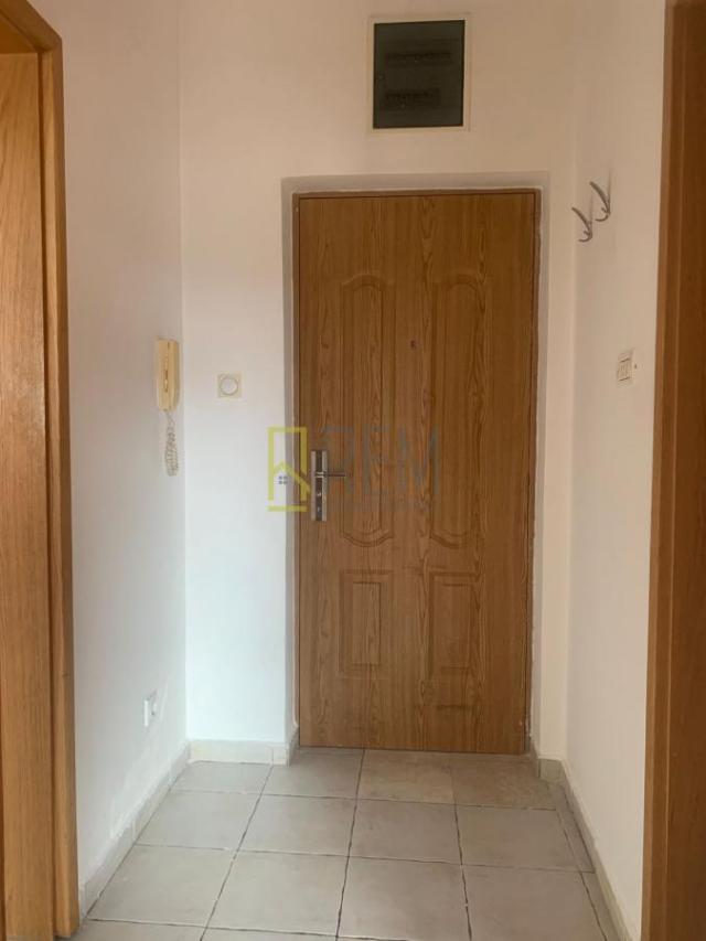 Izdavanje, jednosoban stan, kod Volija Stari Aerodrom