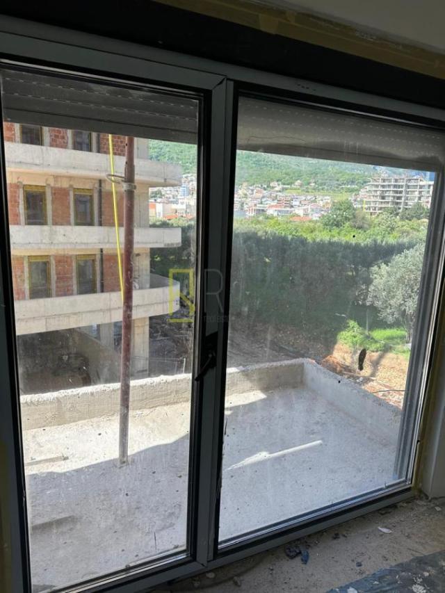 Prodaja – jednosoban stan 48 m2 u Baru