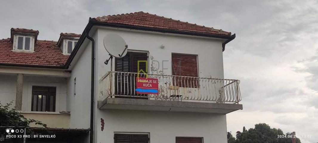 Kuća u Ulcinju, liman