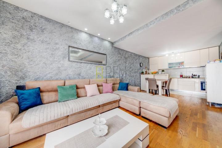 Prodajemo- lux trosoban duplex stan 113m2, Ljubović