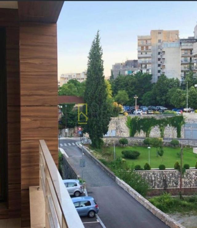 Prodaja- trosoban lux stan 114m2, Ribnica