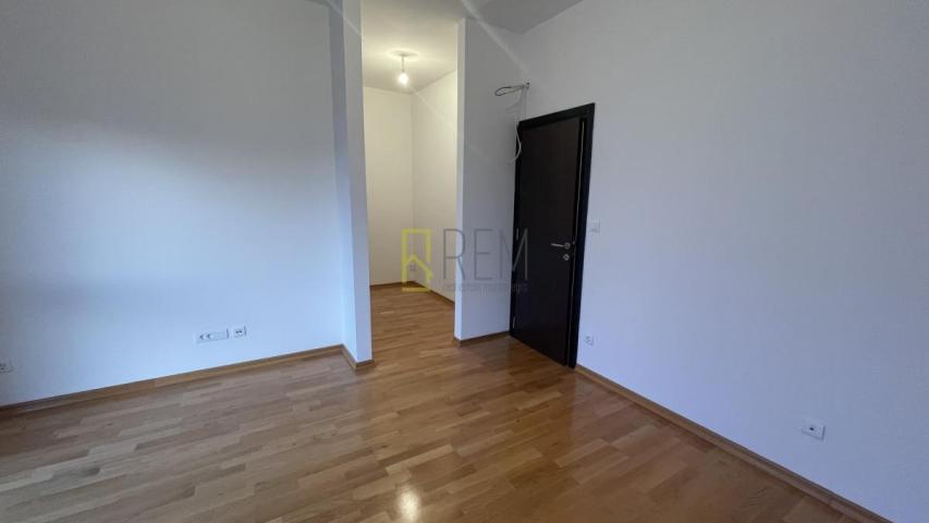 Prodaja, trosoban stan, 106m2, Zagorič, Podgorica
