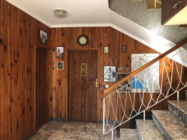 PRODAJA- KUCA, BAR