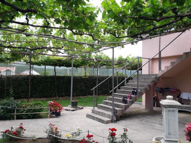 Prodaja-kuća 119m² na imanju od 2.050m², Danilovgrad