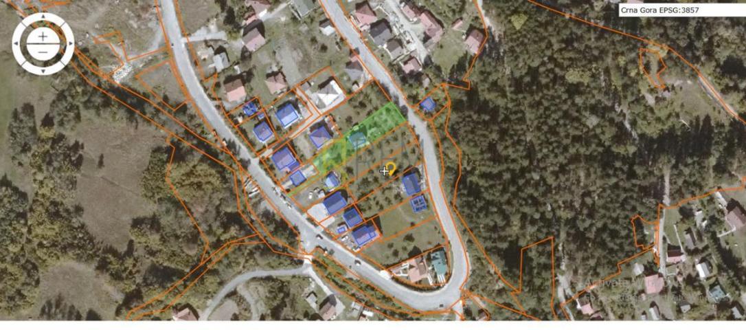 Prodajemo– plac 823m2 za izgradnju više objekata u Kolašinu, Centar