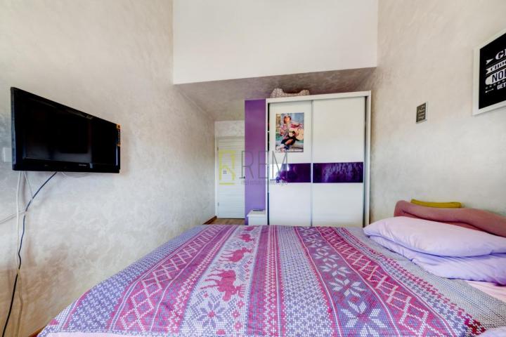 Prodajemo- lux trosoban duplex stan 113m2, Ljubović