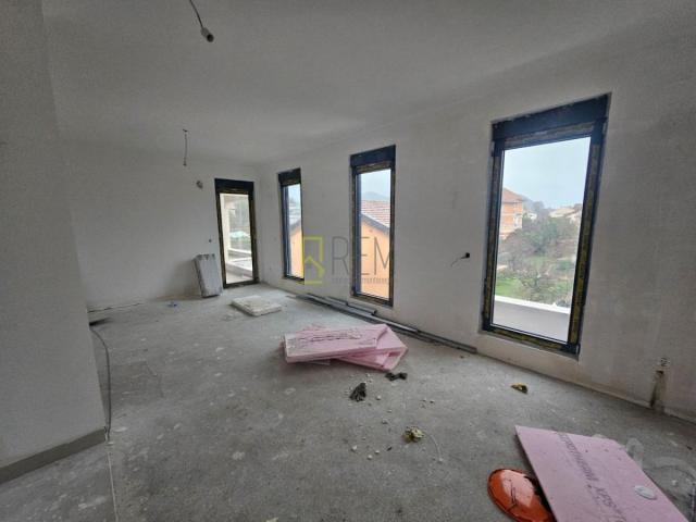 Prodaja-jednosoban stan 51m2 u izgradnji, Radanovići