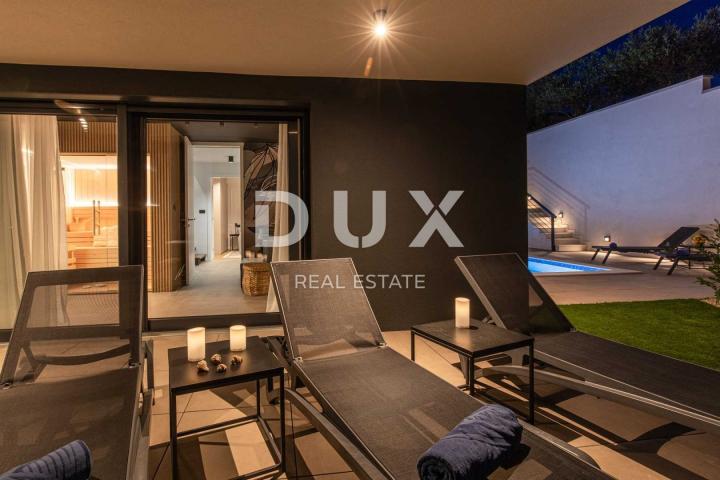 INSEL KRK, STADT KRK - Maisonette-Wohnung mit Garten und Pool in Meeresnähe