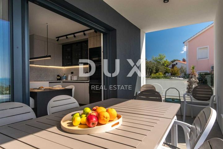 INSEL KRK, STADT KRK - Maisonette-Wohnung mit Garten und Pool in Meeresnähe