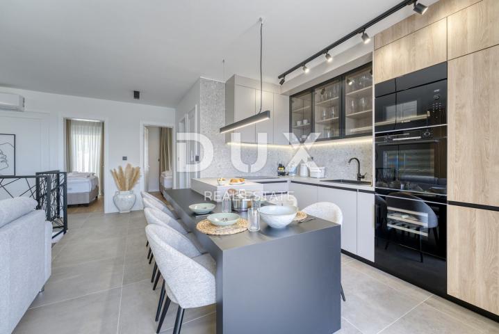 INSEL KRK, STADT KRK - Maisonette-Wohnung mit Garten und Pool in Meeresnähe