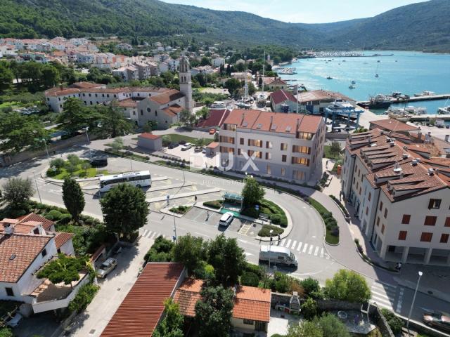 OTOK CRES, GRAD CRES - vrhunska novogradnja na top lokaciji strogi centar 50m od mora