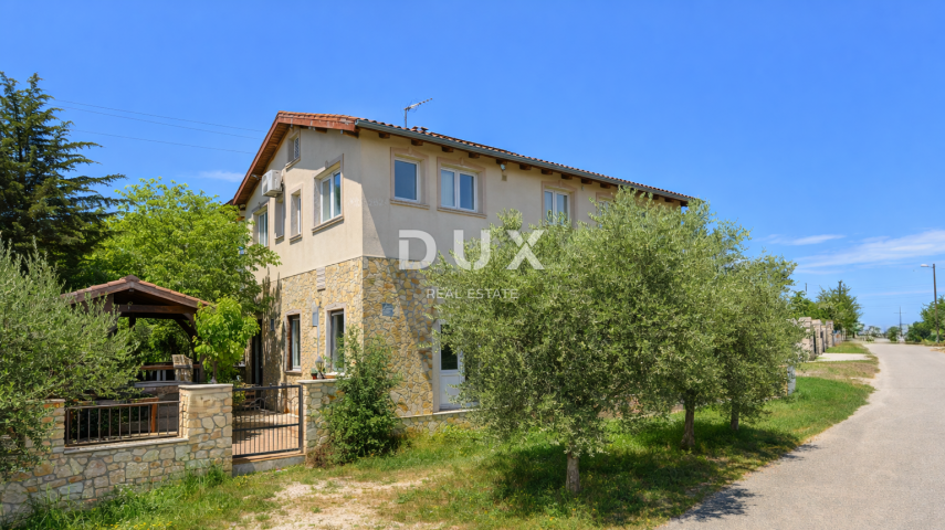 ISTRA, POREČ – Unikatan stan u fazi renovacije
