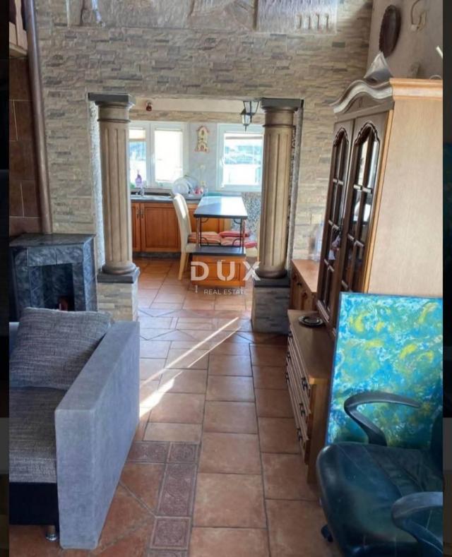 ISTRA, POREČ – Unikatan stan u fazi renovacije