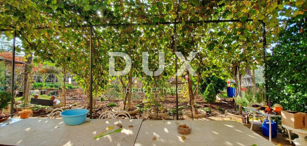 ISTRA, POREČ - Apartmanska kuća s 5 stambenih jedinica