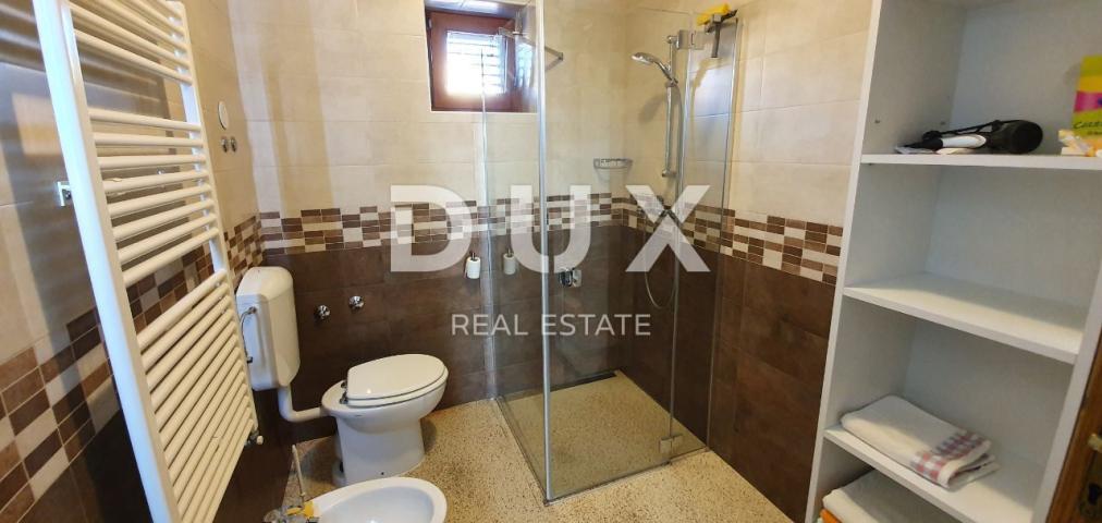 ISTRA, POREČ - Apartmanska kuća s 5 stambenih jedinica