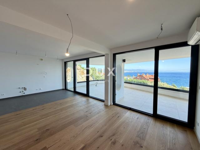 OPATIJA, CENTAR - Novogradnja vrhunskog dizajna s pogledom na more!