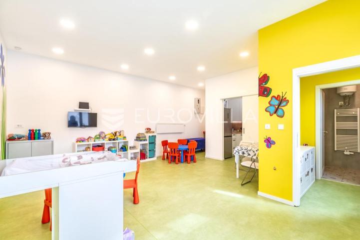 Zagreb, Prečko, novouređen ulični lokal u prizemlju, 43.77 m²