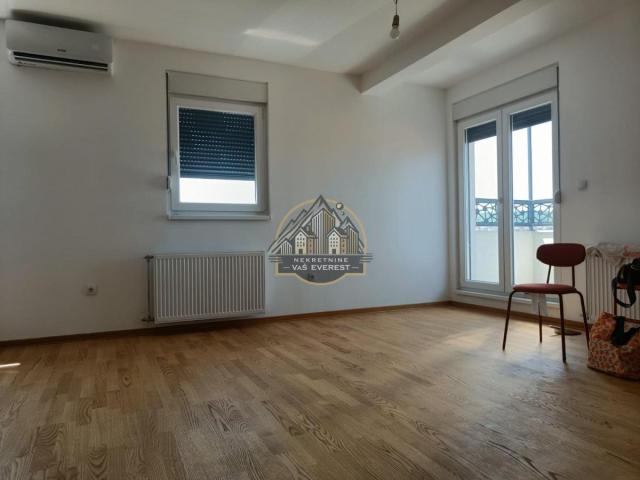 Fotografija stana 3 od 22