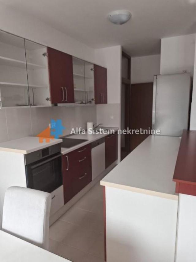 Fotografija stana 27 od 48