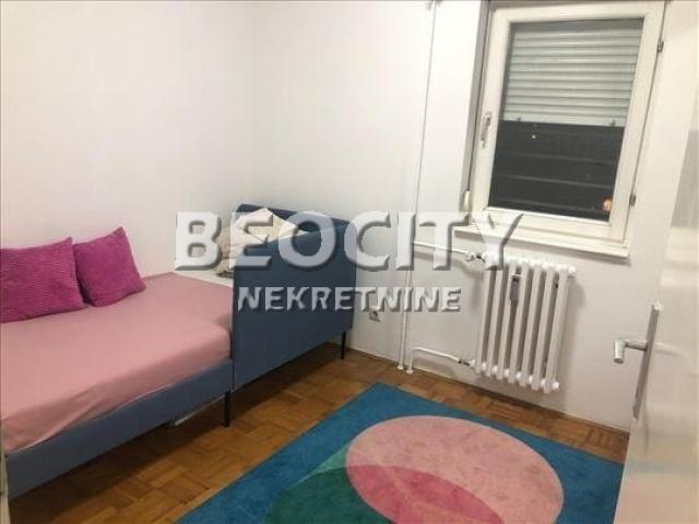 Fotografija stana 15 od 28