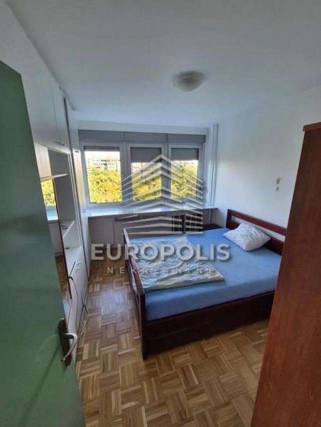 Fotografija stana 3 od 16