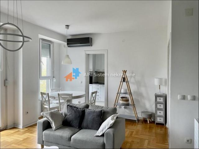 Fotografija stana 9 od 38