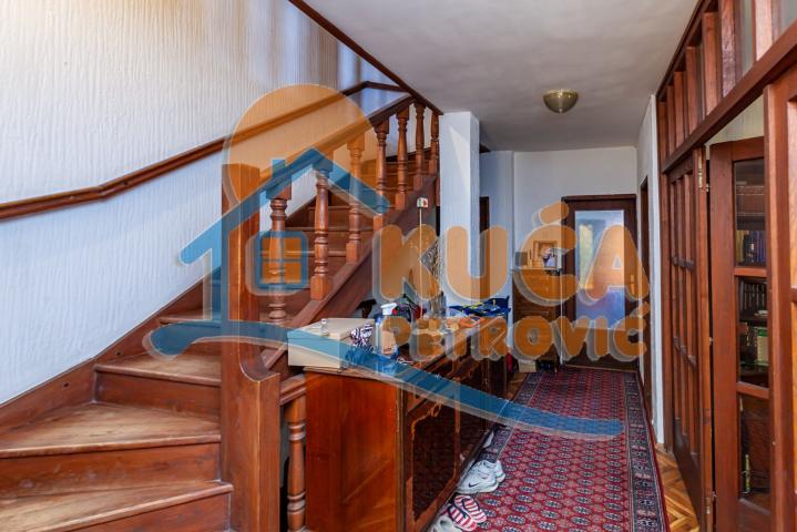 Fotografija stana 17 od 28