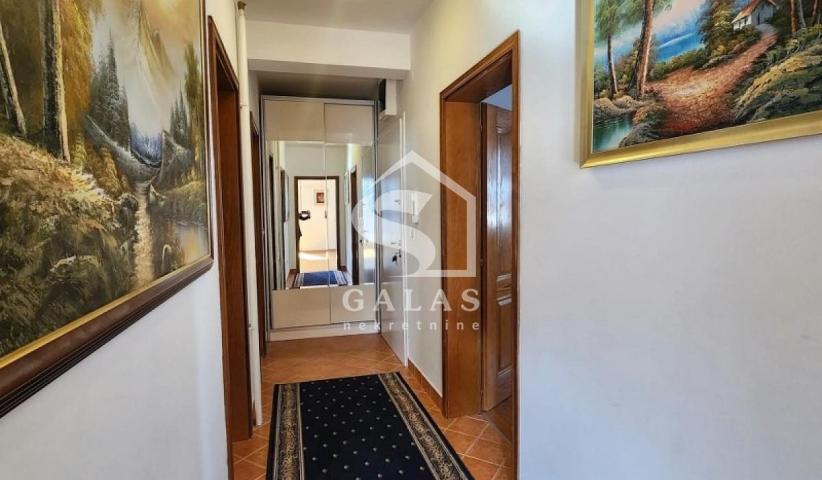 Fotografija stana 17 od 22