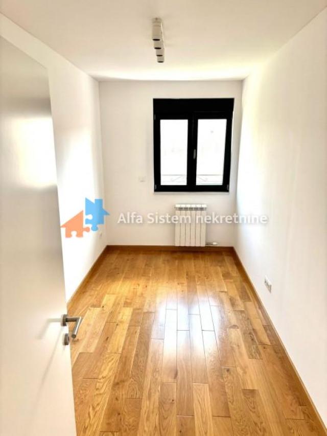 Fotografija stana 9 od 18