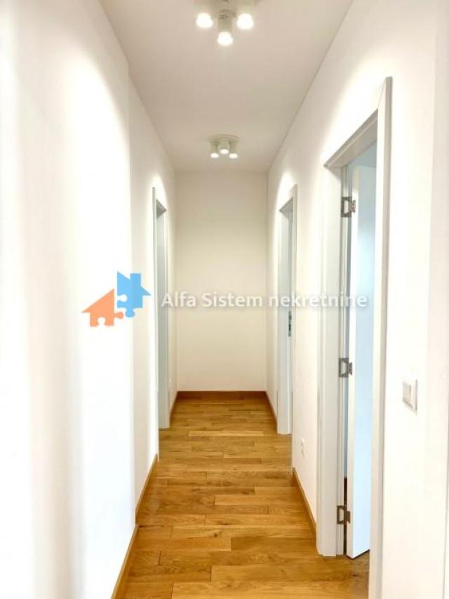 Fotografija stana 5 od 18