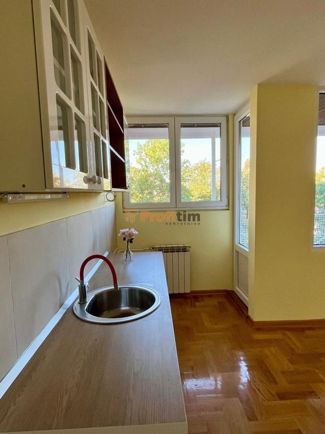 Fotografija stana 3 od 26