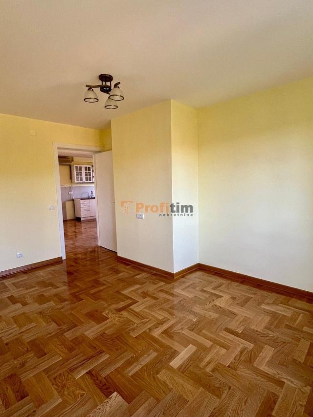 Fotografija stana 7 od 26