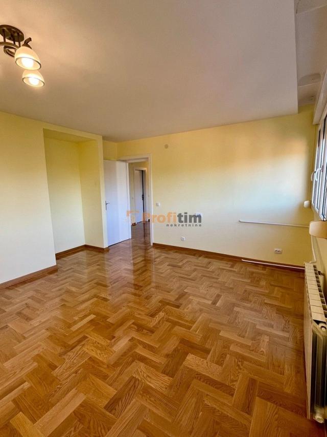 Fotografija stana 11 od 26