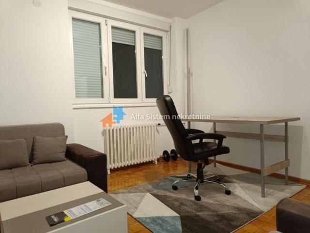 Fotografija stana 23 od 36